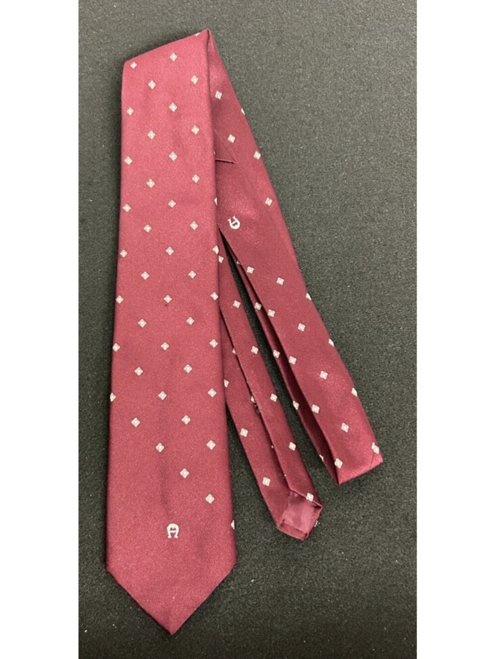 Etienna Aigner Vintage Red Geometric Tie